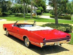 Oldsmobile Dynamic 88 Convertible 1965 года